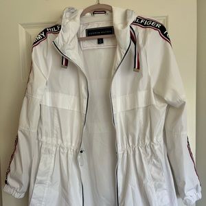 Tommy Hilfiger windbreaker size S woman’s